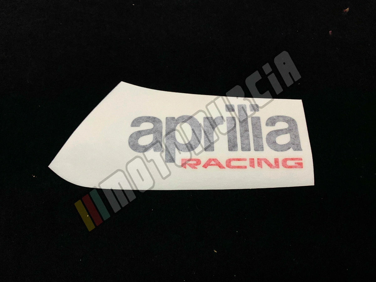 Letras, Motivo: Racing de Aprilia, à esquerda