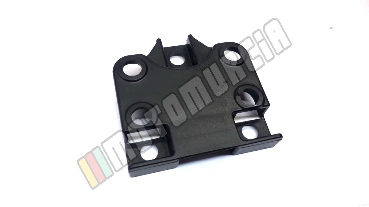Bracket for mudguard, front