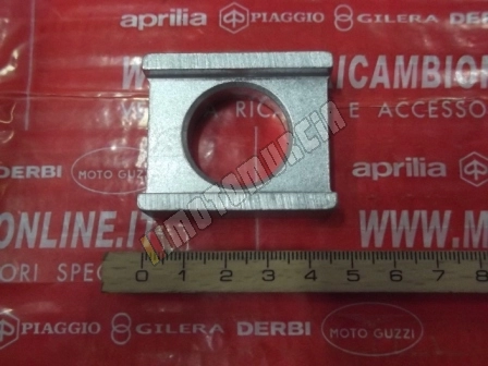 Chain Guide right