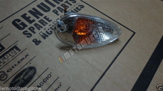 Indicator front, right