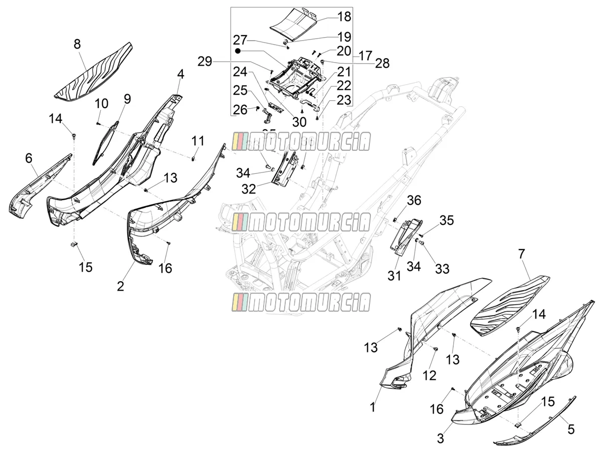 Central Cover - Footrests