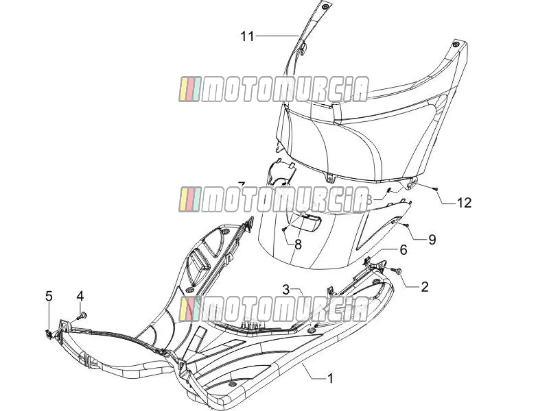 Central Cover - Footrests