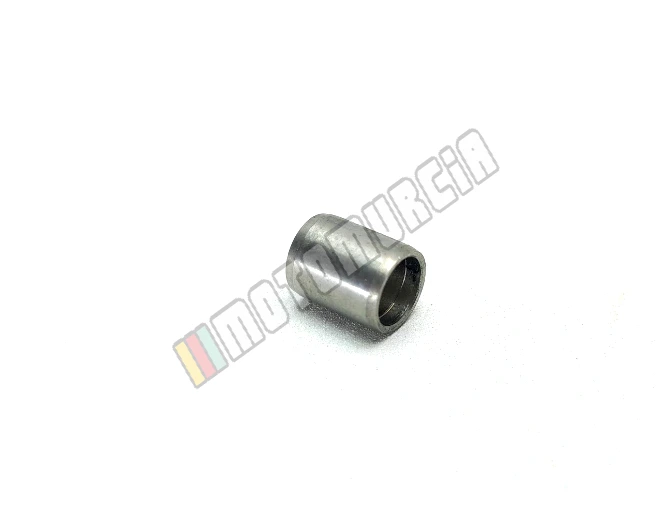 Douille entretoise 8x6,4x9,8