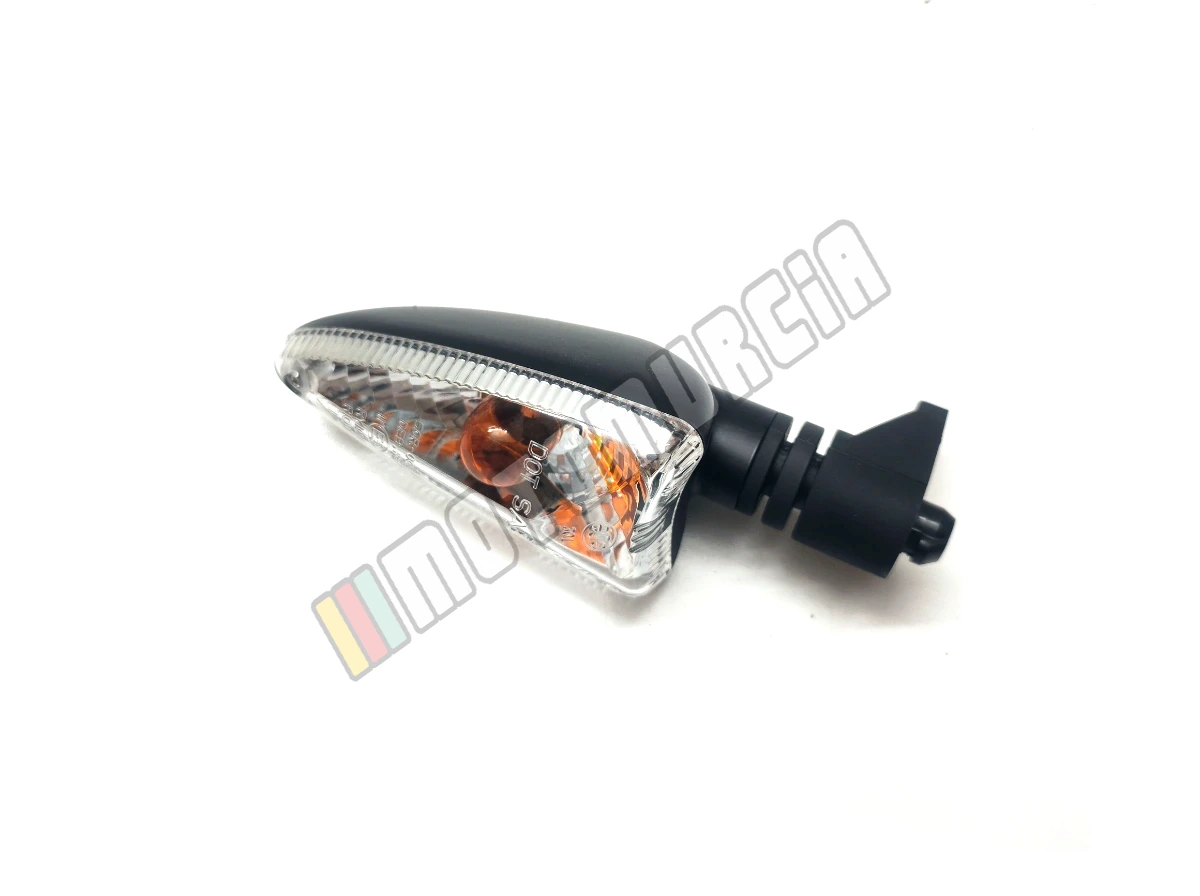 Indicator front right / rear left