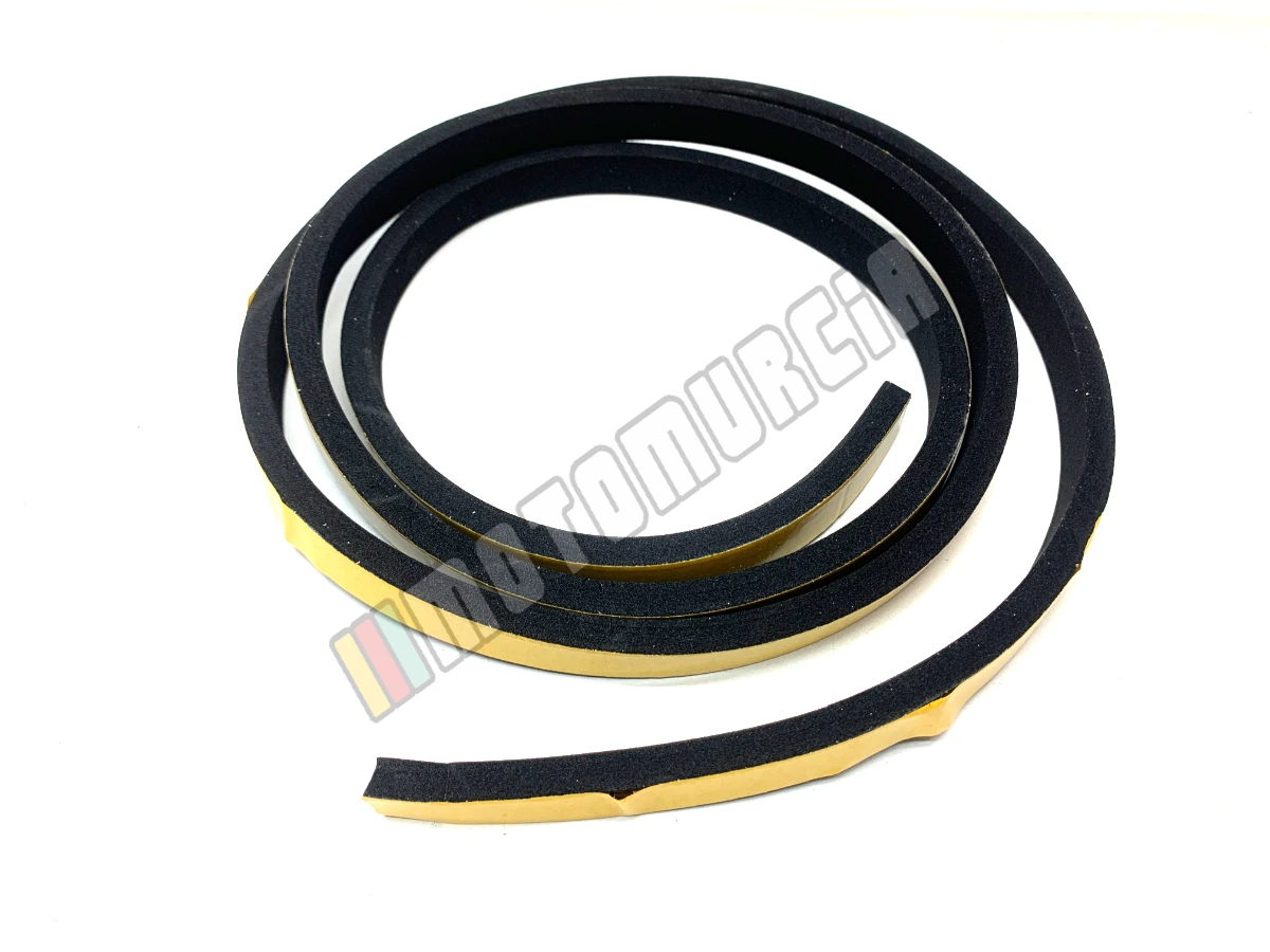 Mousse à coller 15x8 mm