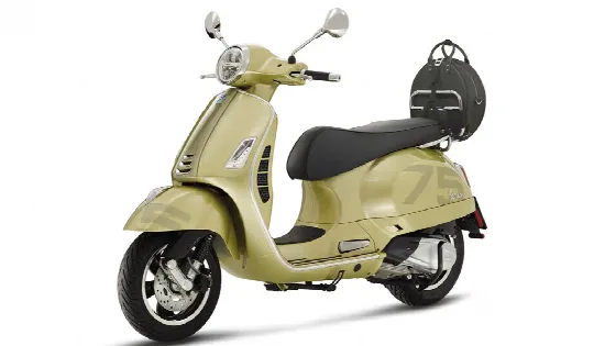 Vespa GTS 300 75° Anniversario (APAC) 2022
