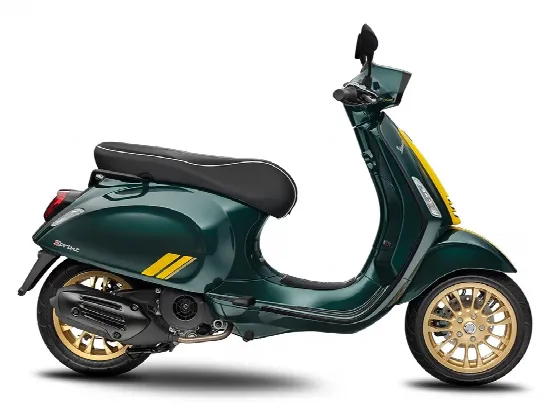 Vespa Sprint 150 Racing Sixties 2022