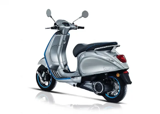 Vespa Elettrica 25 Km/h 2022